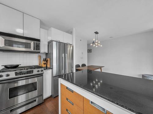 605 151 W 2Nd Street, North Vancouver, BC 