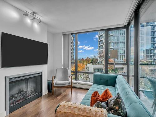 605 151 W 2Nd Street, North Vancouver, BC 