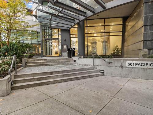 2709 501 Pacific Street, Vancouver, BC 