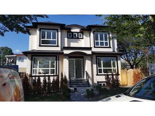 3699 Napier Street, Vancouver, BC 