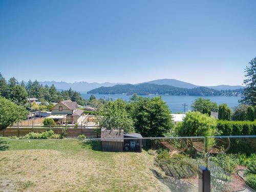 622 North Fletcher Road, Gibsons, BC 