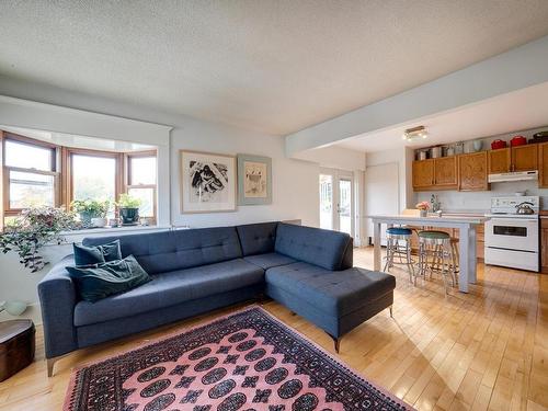 830 E 14Th Avenue, Vancouver, BC 