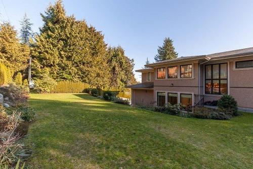 1167 Eyremount Drive, West Vancouver, BC 