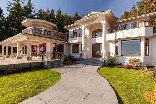 1167 Eyremount Drive, West Vancouver, BC 