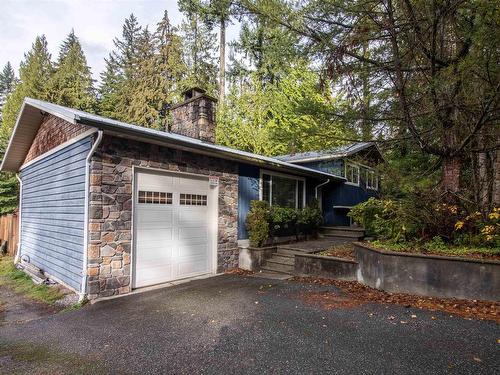 2345 Sunnyside Road, Anmore, BC 