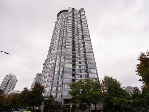 1033 Marinaside Crescent, Vancouver, BC 