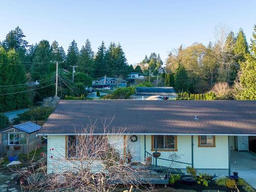 5762 Surf Circle, Sechelt, BC 