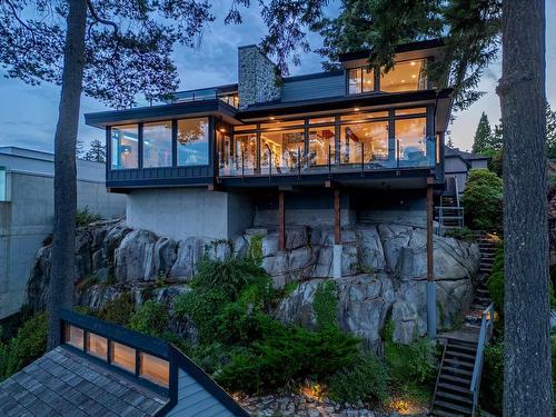 5132 Alderfeild Place, West Vancouver, BC 