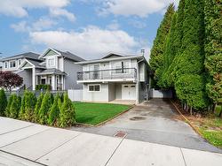 833 PRAIRIE AVENUE  Port Coquitlam, BC V3B 1R9