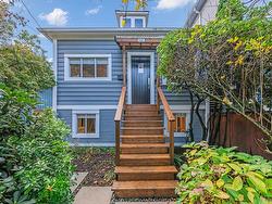 158 E 26TH AVENUE  Vancouver, BC V5V 2G9