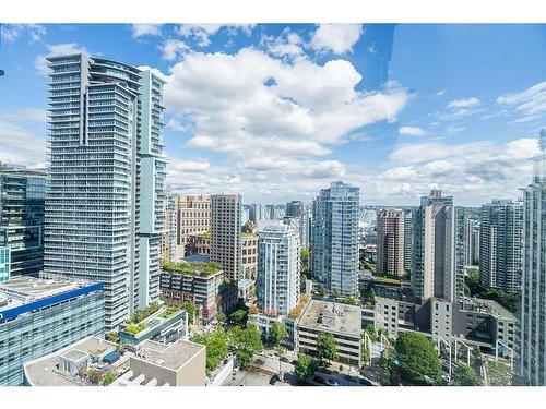 2505 833 Seymour Street, Vancouver, BC 