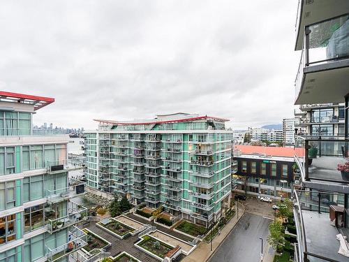 905 172 Victory Ship Way, North Vancouver, BC 