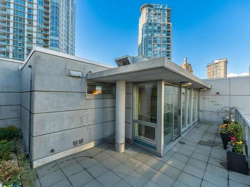 807 633 Abbott Street, Vancouver, BC 