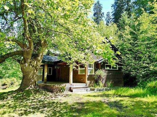 722 West Bay Road, Gambier Island, BC 