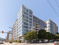 809 1887 CROWE STREET  Vancouver, BC V5Y 0B4