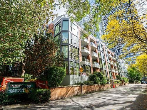 1492 Hornby Street, Vancouver, BC 