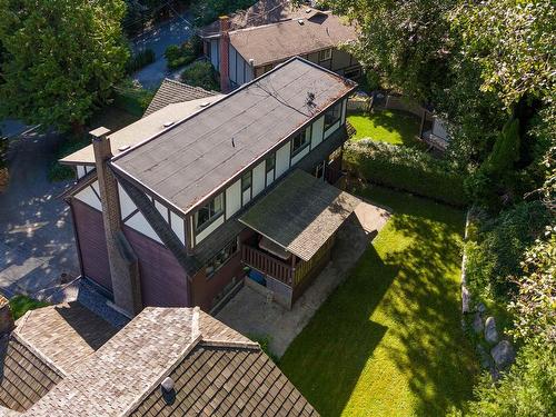 864 Wellington Drive, North Vancouver, BC 