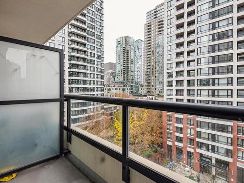 904 977 Mainland Street, Vancouver, BC 