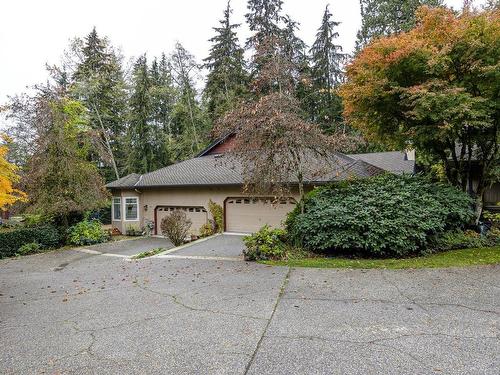 1053 Strathaven Drive, North Vancouver, BC 