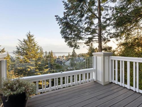 4948 Edendale Lane, West Vancouver, BC 