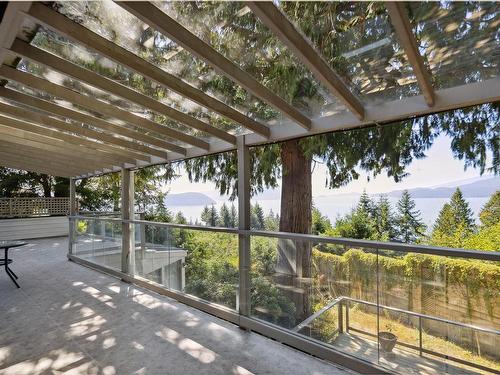 330 Bayview Road, Lions Bay, BC 