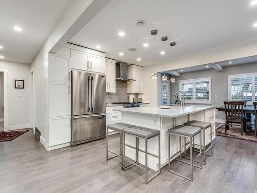 512 W 29Th Street, North Vancouver, BC 