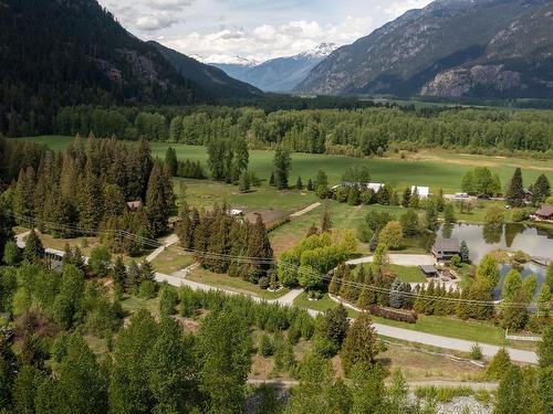 1078 Cedar Grove Road, Pemberton, BC 