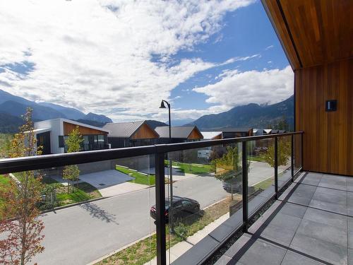 2975 Huckleberry Drive, Squamish, BC 