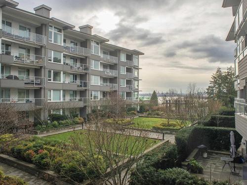 204 255 W 1St Street, North Vancouver, BC 