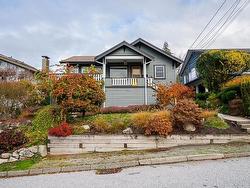 254 W WINDSOR ROAD  North Vancouver, BC V7N 2N1