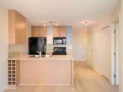 710 909 MAINLAND STREET  Vancouver, BC V6B 1S3