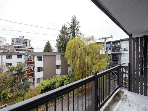 302 145 W 18Th Street, North Vancouver, BC 