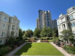 225-3098 Guildford Way  Coquitlam, BC V3B 7W8