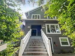 438 W 17TH AVENUE  Vancouver, BC V5Y 2A2