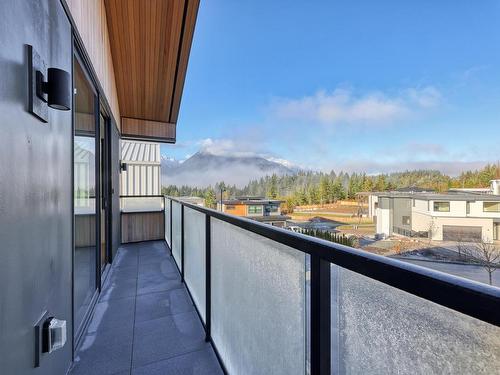 2943 Huckleberry Drive, Squamish, BC 