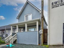 1827 PANDORA STREET  Vancouver, BC V5L 1M2