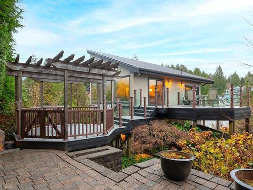 1605 Lockehaven Road, North Vancouver, BC 