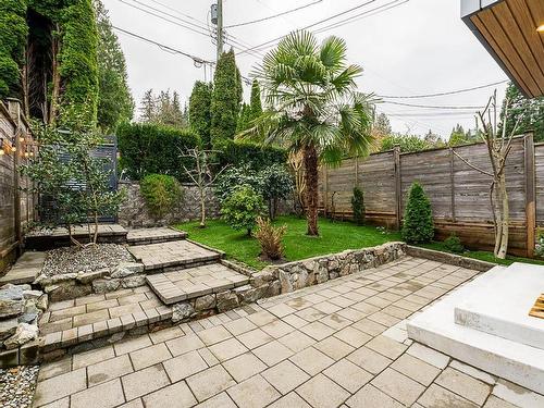 6341 Argyle Avenue, West Vancouver, BC 