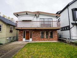 4064 RUPERT STREET  Vancouver, BC V5R 2H3