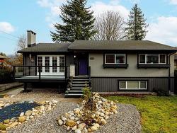 904 HUNTINGDON CRESCENT  North Vancouver, BC V7G 1M3