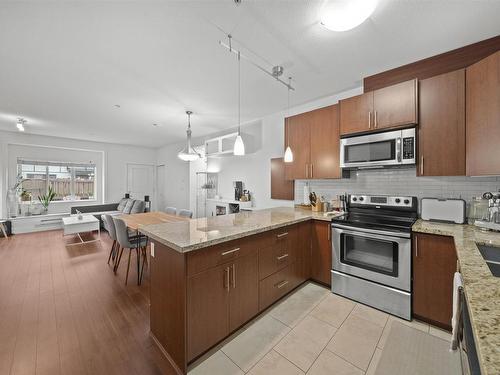 110 368 Ellesmere Avenue, Burnaby, BC 