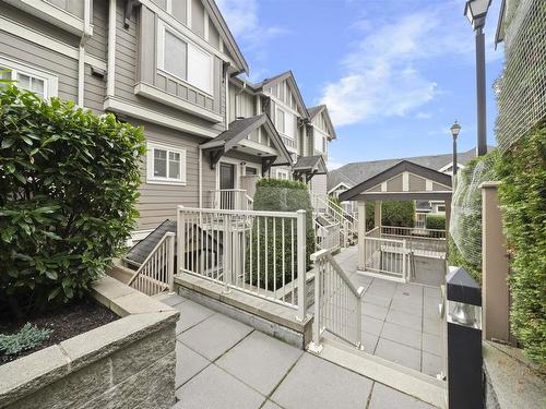 110 368 Ellesmere Avenue, Burnaby, BC 