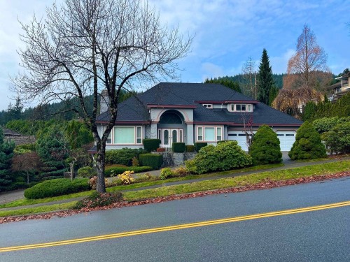 3022 Plateau Boulevard  Coquitlam, BC V3E 2W7