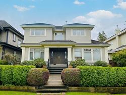 2168 W 18TH AVENUE  Vancouver, BC V6L 1A4