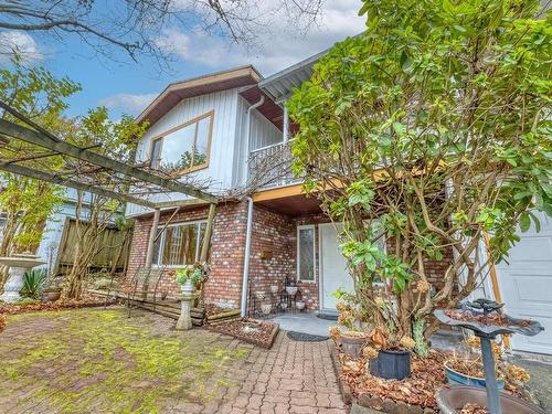 1026 Saddle Street, Coquitlam, BC 