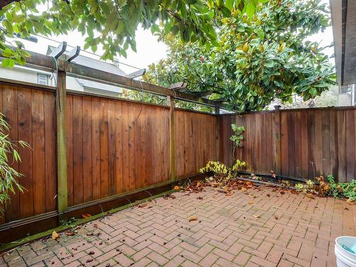 17 2133 St. Georges Avenue, North Vancouver, BC 