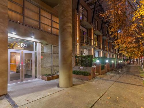 903 989 Beatty Street, Vancouver, BC 