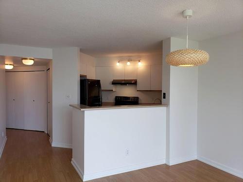 601 907 Beach Avenue, Vancouver, BC 