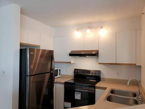 601 907 Beach Avenue, Vancouver, BC 