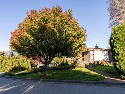 5578 Oakglen Drive, Burnaby, BC 